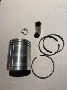 Kolben kurz komplett